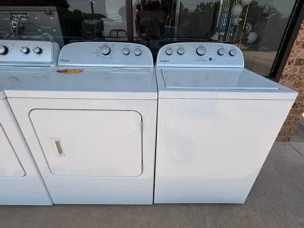 Used White Whirlpool Washer and Dryer Toploader