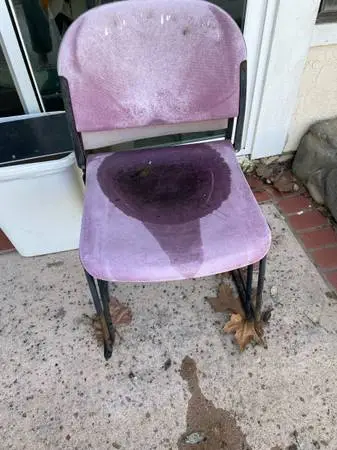 stackable chairs, 2
