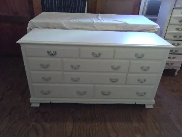 11 Drawer Dresser