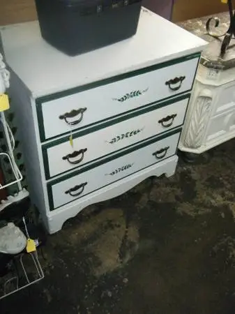 3 Drawer Dresser