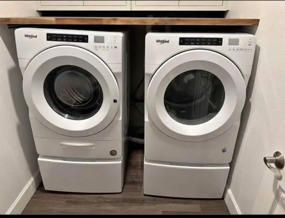 whirlpool washer and dryer with storage pedestals