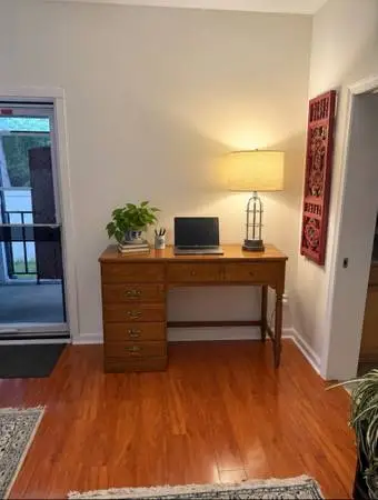 Ethan Allen solid wood desk in excellent condition for its age. Very solid, stur