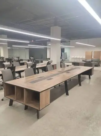 Conference table, Workstations 165 or 275