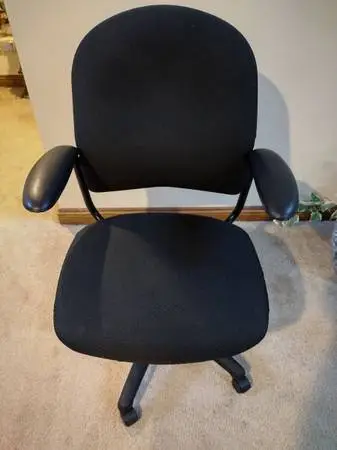 HON black fabric adjustable office chair w lumbar support and back tilt