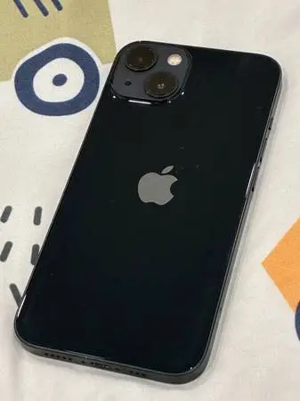 iPhone 13 Unlocked 128GB 84% battery