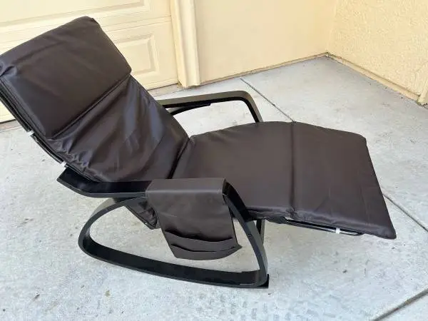 Recline chair......Chair 212