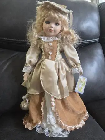 CATHAY COLLECTION PORCELAIN DOLL