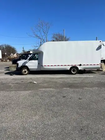LOCAL & LONG DISTANCE MOVING/JUNK AND GARBAGE REMOVAL”631 707-4313”