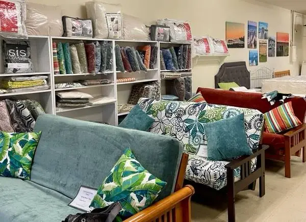 Futons !!