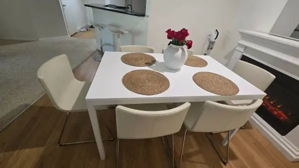 Selling dining table set from IKEA