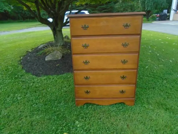 Maple 5 Drawer Bedroom Dresser