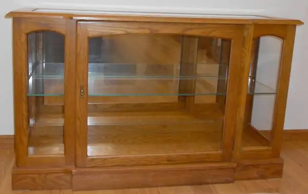 Oak Curio Cabinet, Very Well Built Solid, Ex Cond (have 3)