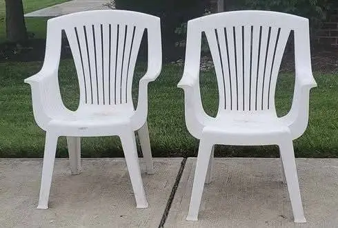 SET OF 2 STURDY GARDEN CHAIRS