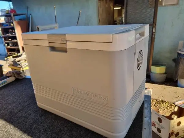 Igloo Kool Mate 40 Electric Cooler / Warmer with AC Adapter – Weak Coo