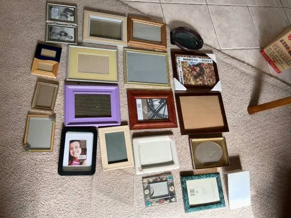 21 picture frames.