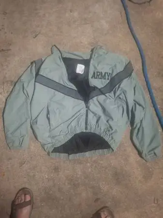 Large Sized Jacket that says Army on It in Great Condition