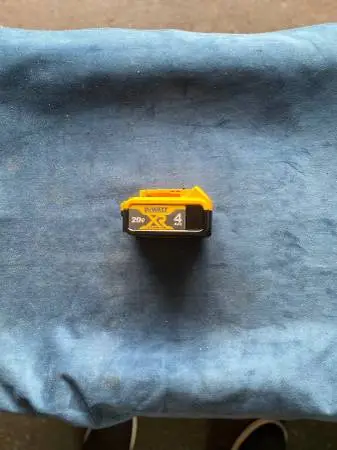 DeWalt 20 Volt XR 4A/H  Battery