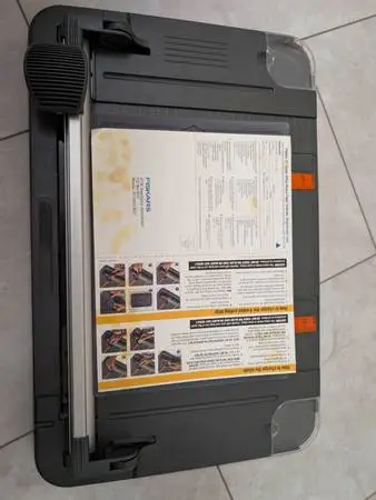 Fiskars 12 Rotary Paper Trimmer for Crafts