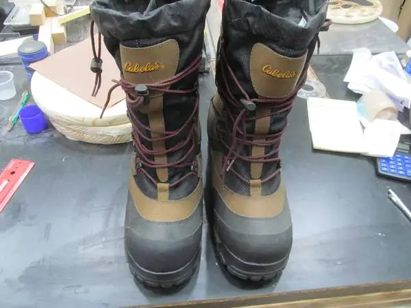 NEW Cabelas Ididarod Pac Boots