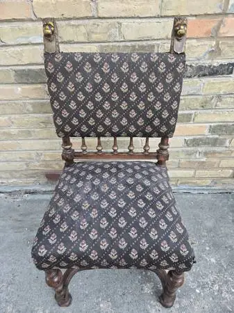 Vintage Carved Lions Head Chair