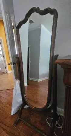 Floor mirror, swivels, full dressing mirror