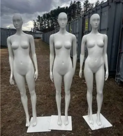 3 Female Mannequins