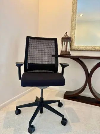 Steelcase Think Office Chair FULLY LOADED!!