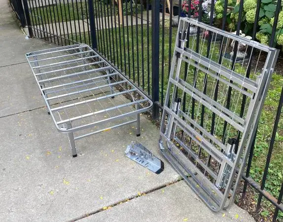 Set of 2 stainless platforms bed foldable