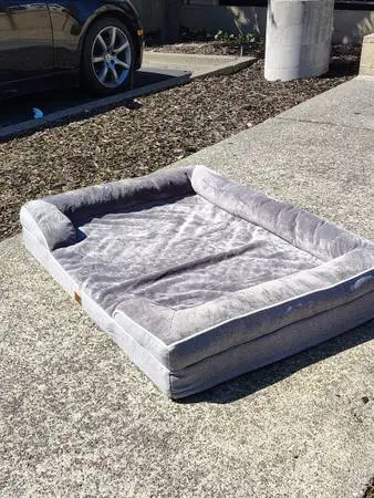 Dog bed $25