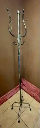 Multi-tier Strong but Elegant Coat & Hat Rack