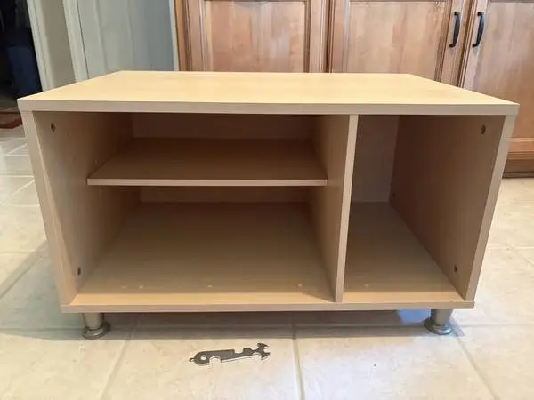 Storage Cabinet w Versatile configuration