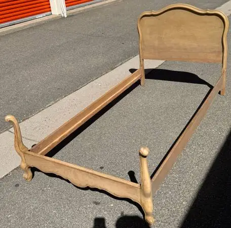 French Provincial Louis XV-style twin bed frame Antique/Vintage
