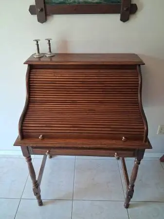 Vintage Secretary S Roll Top Desk.