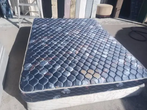 Queen mattress and box spring
