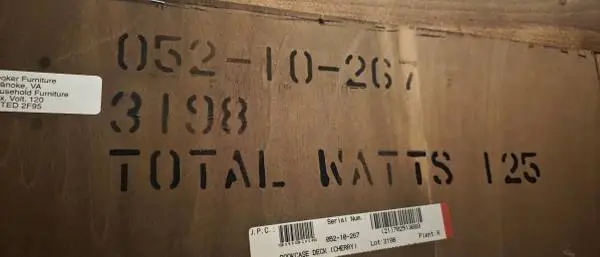 Hooker Furniture Traditional Desk with Arched Hutch – Model 052-10-267