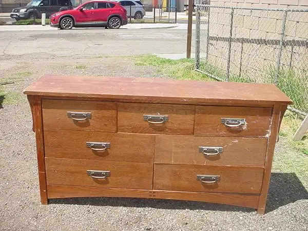 7 drawer dresser oak veneer