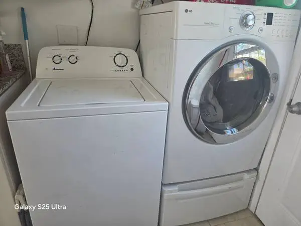 LG gas dryer works well $200 + washer free