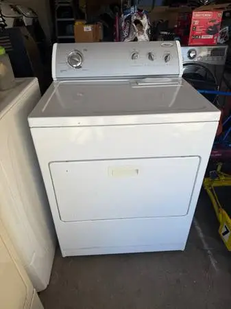 Whirlpool electric dryer good working condition free delivery
