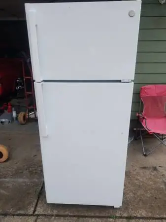 New GE refrigerator