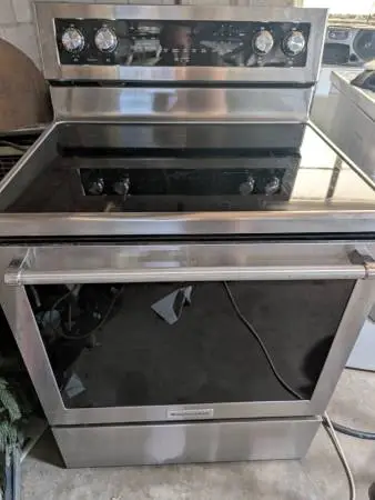 KitchenAid Convection Electric Range Glass top