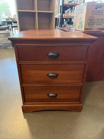 Bentwood Furniture 3 Drawer Nightstand- 26X18X30.5