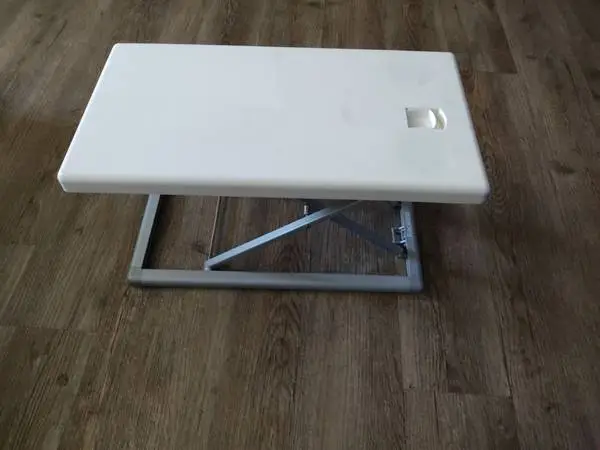 Rocelco 19 Height Adjustable Portable Desk Riser For Sale