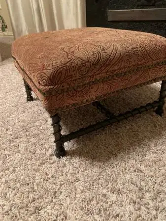 FOOT STOOL
