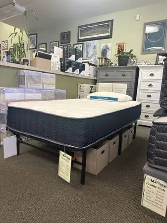 *Student Special!! Firm or Plush Pocketed Coil Mattress*- EMC