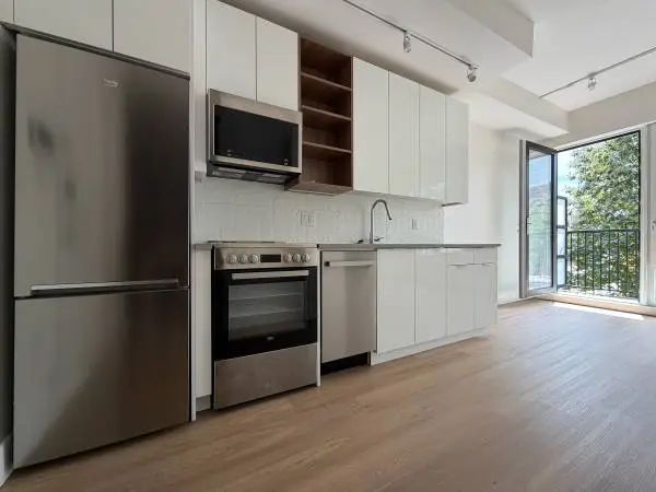 ✨$2,475 NET - Studio, In-Unit W/D, Dishwasher + ALL Amenities Included✨