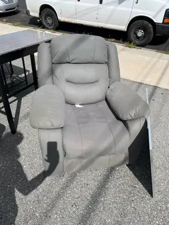 Recliner