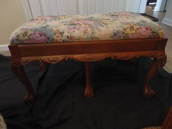 Thomas Pacconi Classics Upholstered Victorian Bench with Cabinet