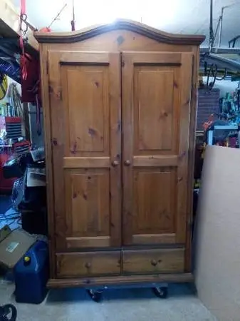 AMOIRE WARDROBE