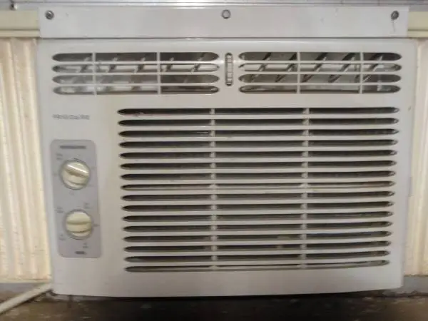 Frigidaire Window A/C unit