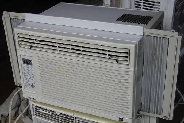 Sears Kenmore 6000 BTU 10.0 EER Air Conditioner with Digital Controls